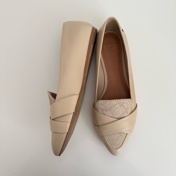 UGG Womens Leather Flats Beige Pointed Toe Loafers Snakeskin Detail Size 8 Work - Picture 3 of 7